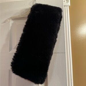 Faux fur neck warmer